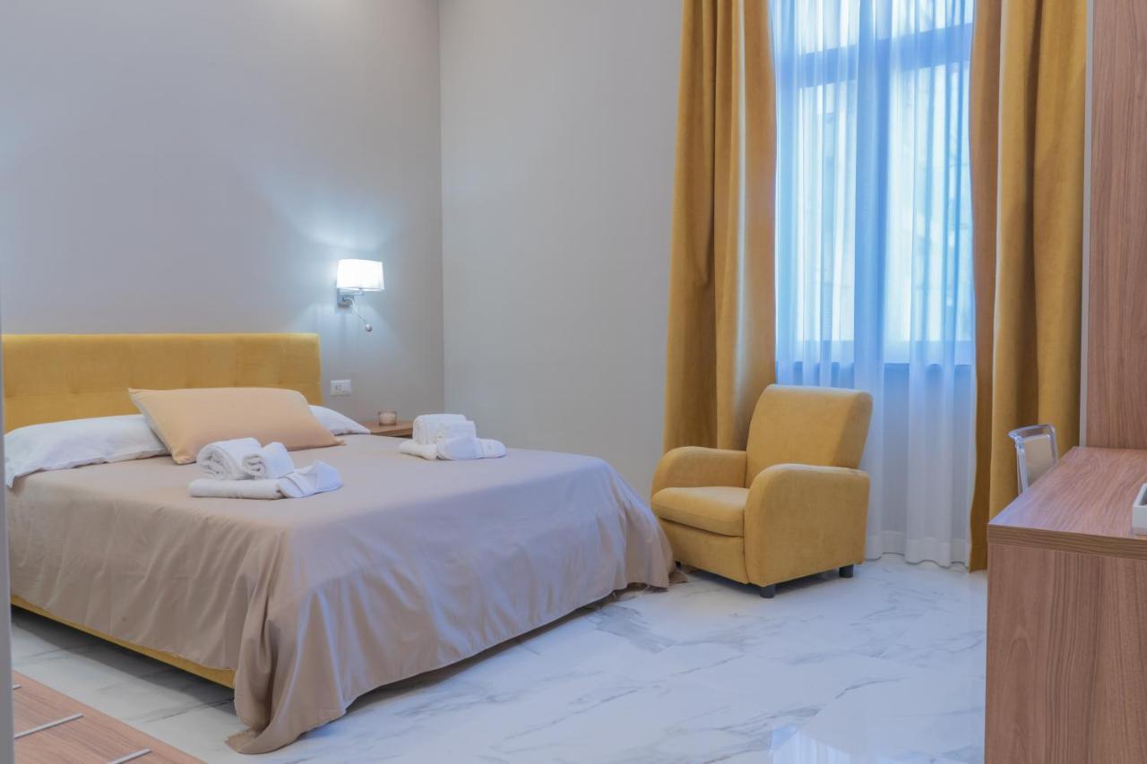 Le Suite Crotone Buitenkant foto